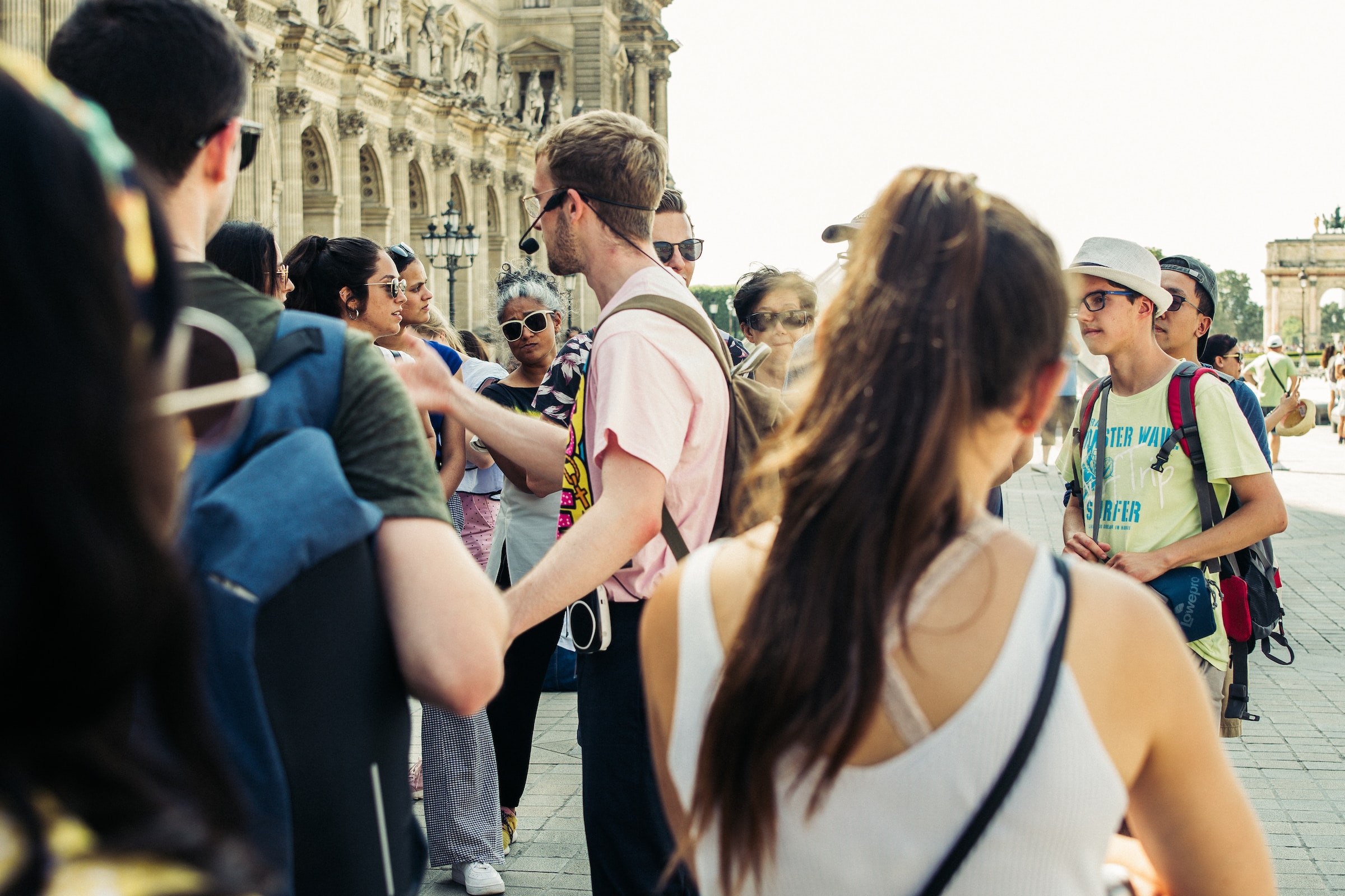 Tour guide(from unsplash)